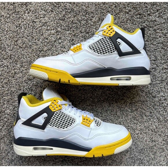 Nike Air Jordan 4 Retro Vivid Sulfur Size 8 Women’s - Picture 2 of 9